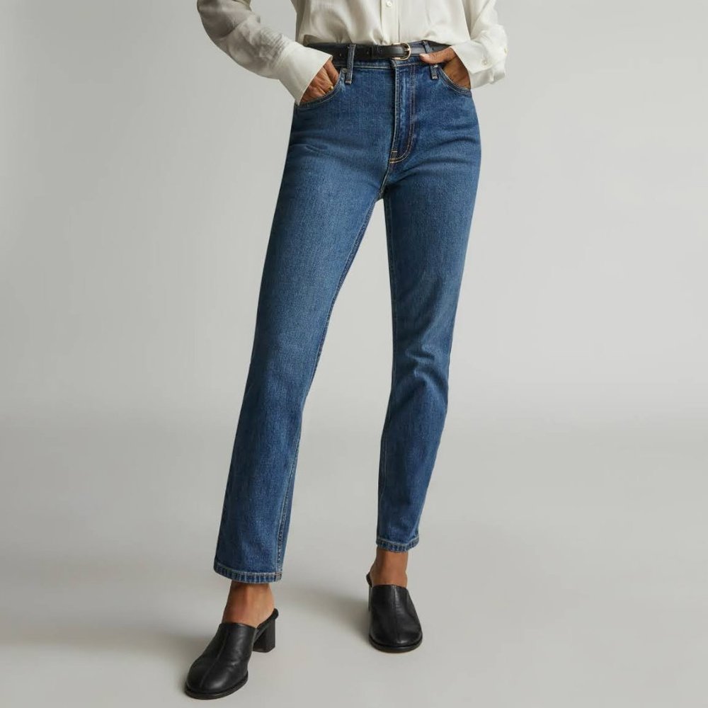 Everlane The Original Cheeky Jean size 24 with 26.5" Inseam Cavia color